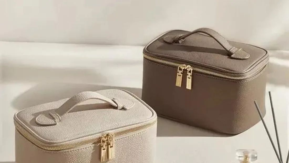 How to Choose a Cosmetic Bag Manufacturer: 9 Checks